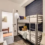 Pensión Aweshomeitaly - Hanging Gardens 3*