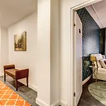 Aweshomeitaly - Hanging Gardens 3*