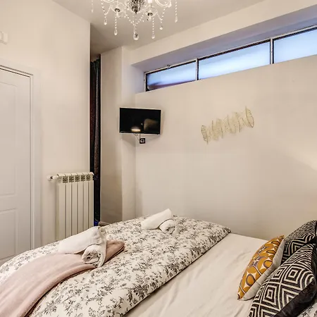 Affittacamere Aweshomeitaly - Hanging Gardens 3*