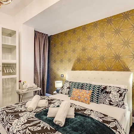 Πανσιόν Aweshomeitaly - Hanging Gardens 3*